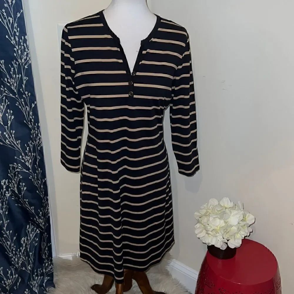 J. McLaughlin Catalina Cloth Striped Dress sz M Medium V-Neck Buttons